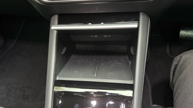 Volkswagen Tayron 2.0 TDI Elegance 5dr DSG7 [7 Seat] Diesel Estate